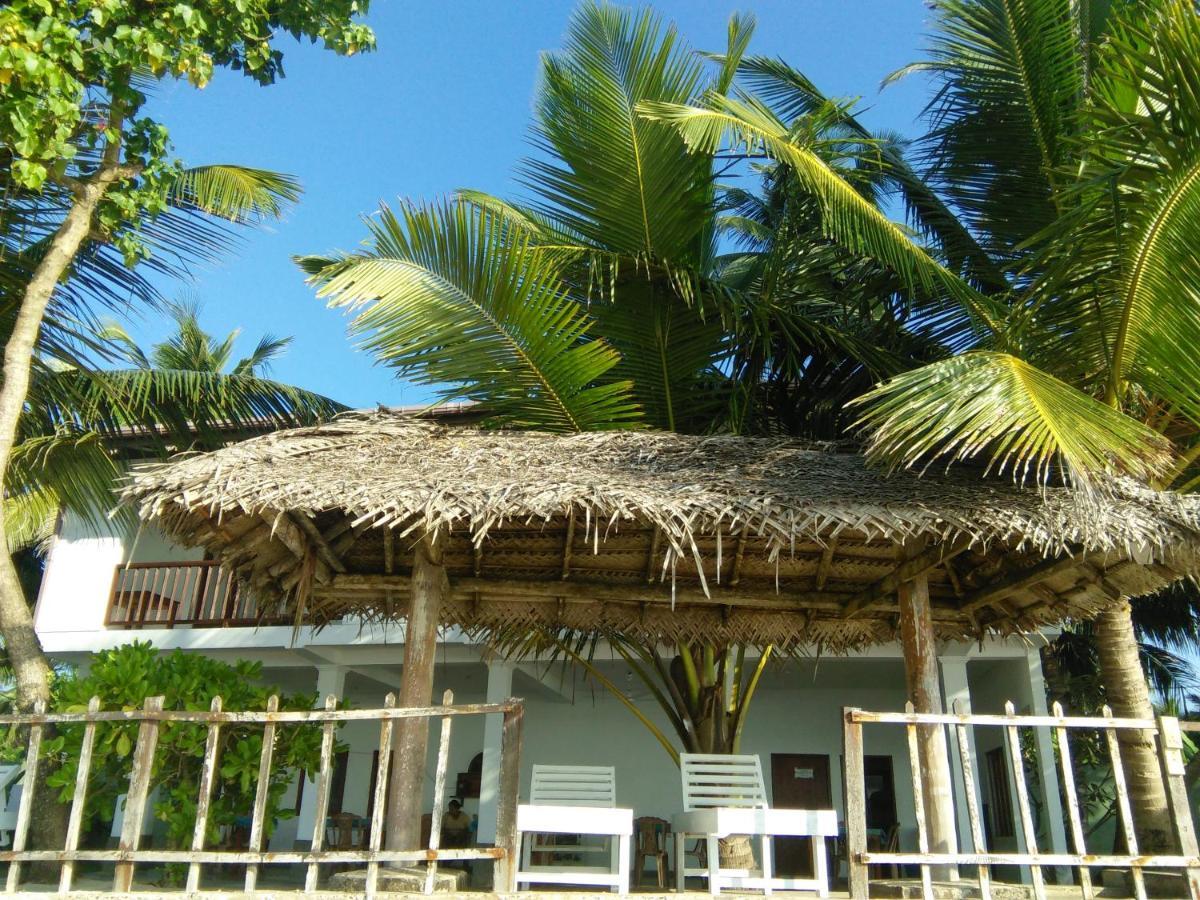 Rainbow Surf Beach Koggala Exterior foto